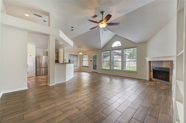 Building Photo - 10622 Lonesome Dove Trail