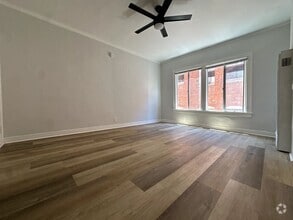 Building Photo - 503 S Union Ave