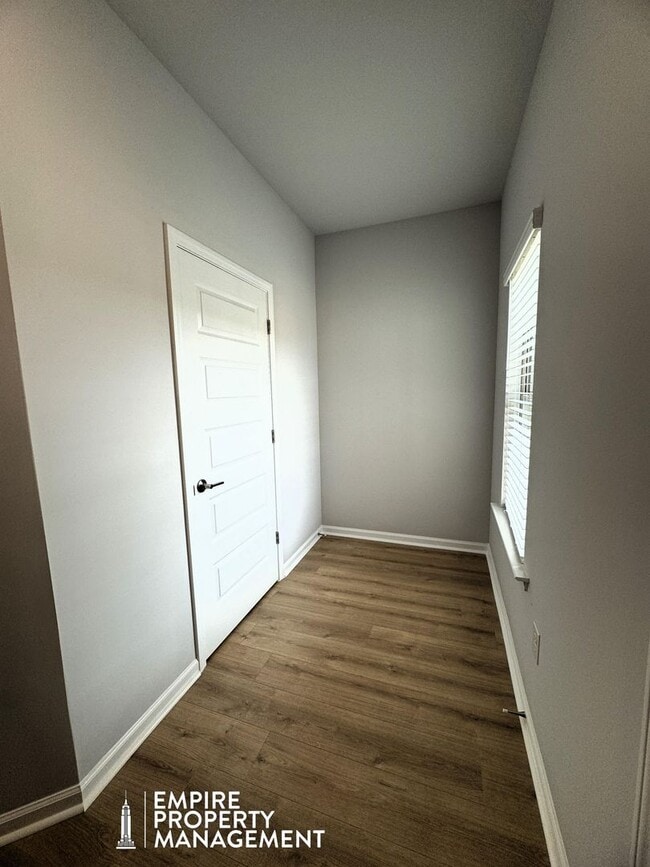 Foto del edificio - Coming Soon!