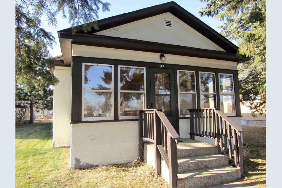 109 Lake Ave, Park Rapids, MN 56470 House Rental in Park Rapids, MN