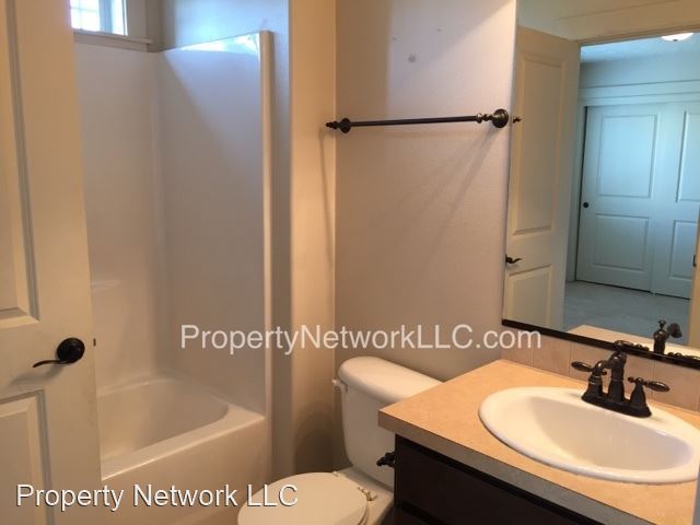 Foto del edificio - 3 br, 2.5 bath House - 5814 SE 18th St.