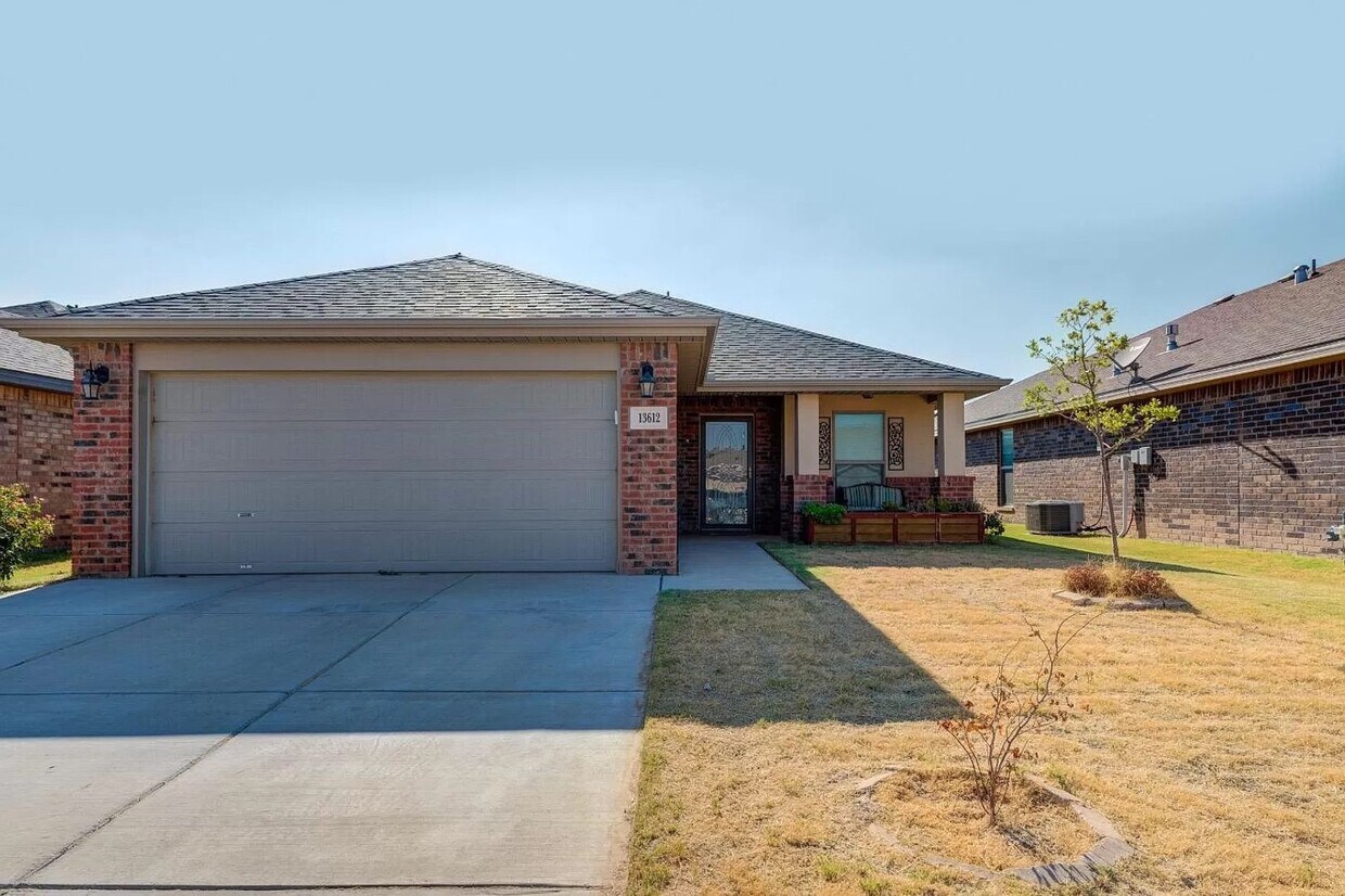 3 Bedroom 2 bathroom house in Bell Farms! House Rental in Lubbock, TX