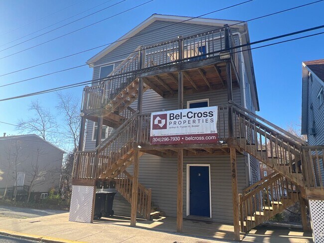 Foto del edificio - 749 Garrison Ave