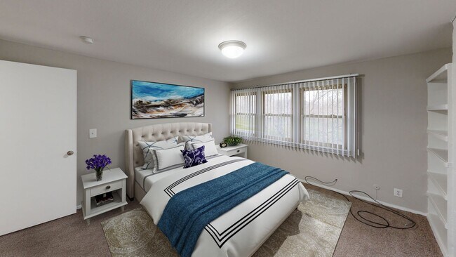 Foto del edificio - Eton Square Apartments & Townhomes