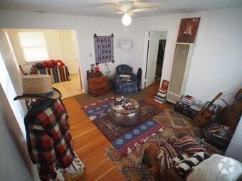 Primary Photo - 3511 E 2nd St