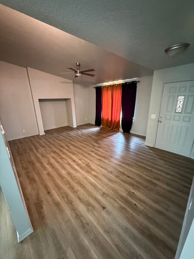 Building Photo - 2863 W 4375 S