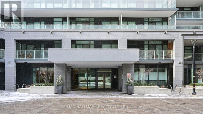 Photo du bâtiment - 621-621 Sheppard Ave E