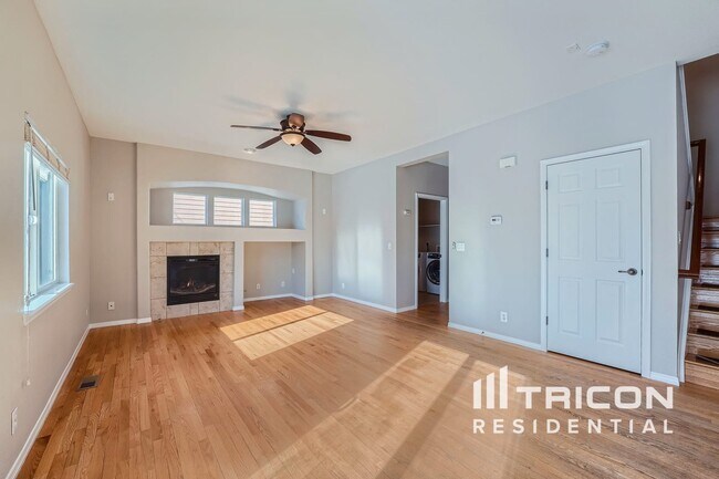 Foto del edificio - 1220 Sunset Way