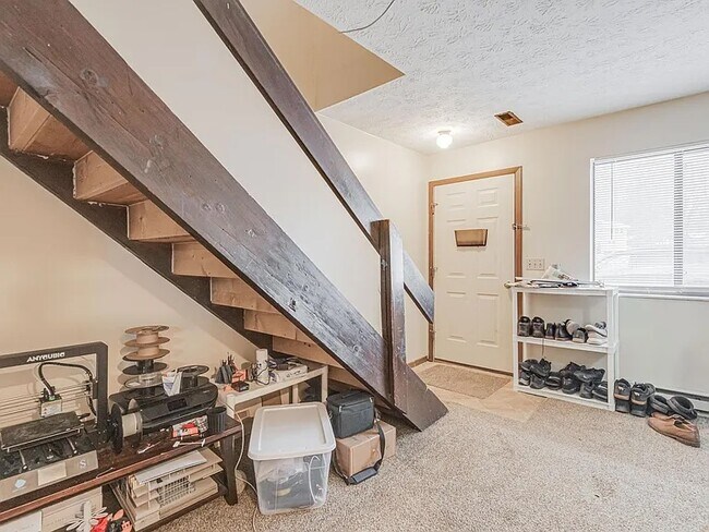 Building Photo - 6328 Ohio St