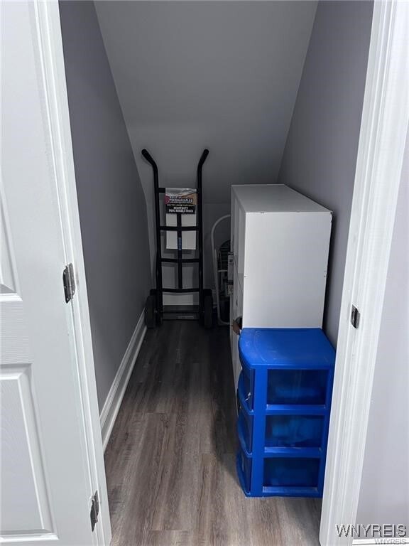 Foto del edificio - 1988 South Park Ave