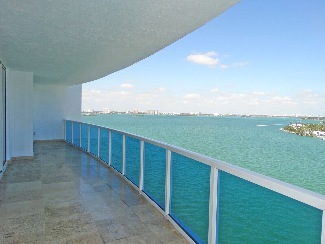 1881 79th Street Causeway, Miami Beach, FL 33141 Condo for Rent in
