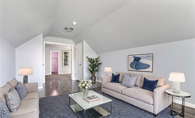 Foto del edificio - 14420 99th Ave SE