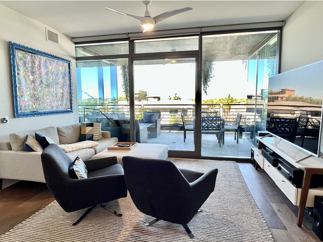 Foto del edificio - 7120 E Kierland Blvd