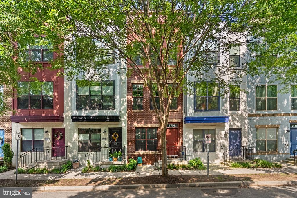 Foto principal - 5736 45th Ave