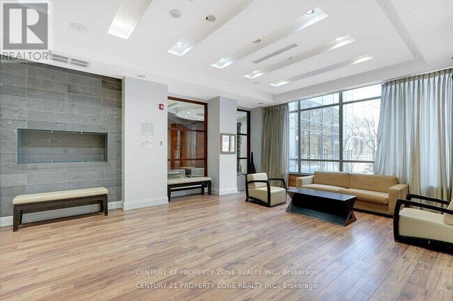 Photo du bâtiment - 310 Burnhamthorpe Rd W