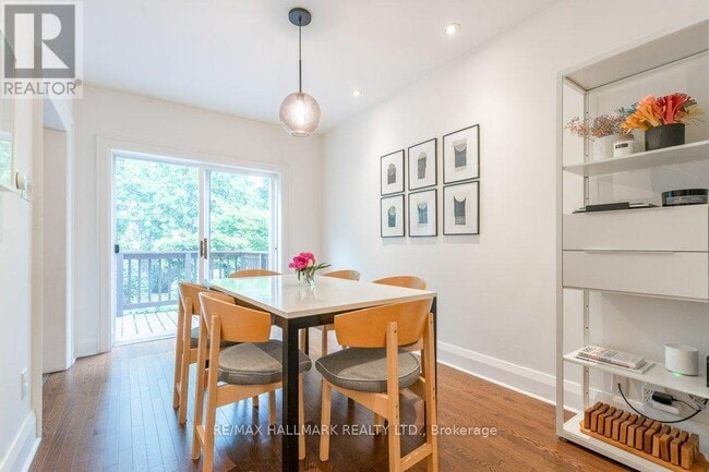 Building Photo - 89 Glenmount Park Rd