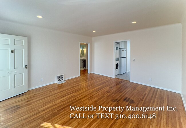 Foto del edificio - Charming Westside 2+2 Highly  Desirable Ma...