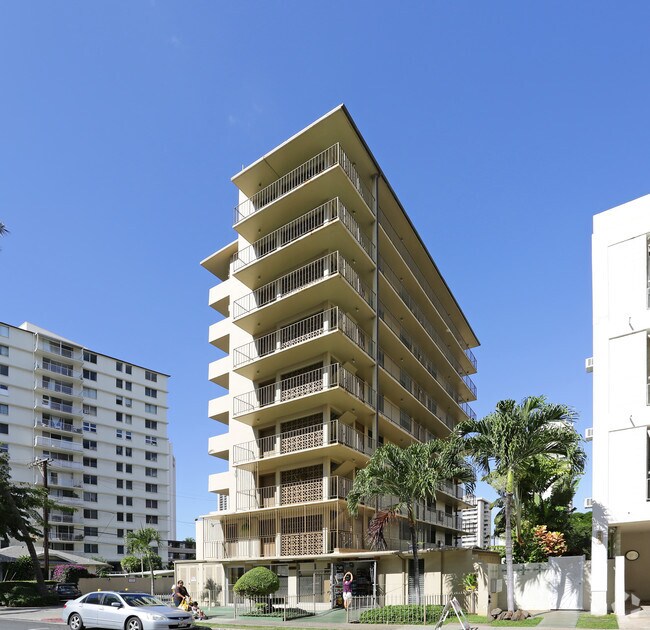 Hawaiian Crown Apartment Hotel Apartments Honolulu, HI