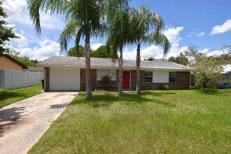 Building Photo - 4615 San Antonio Dr