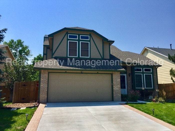 Building Photo - Beautiful Home in Founders Village