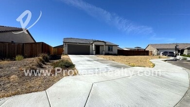 Building Photo - 11377 Bellevue St