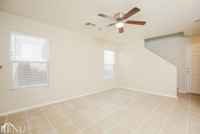 Building Photo - 457 Royal Bridge Drive