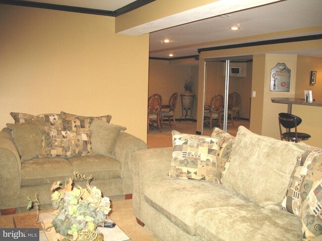 Building Photo - 12410 Dorsey Ln