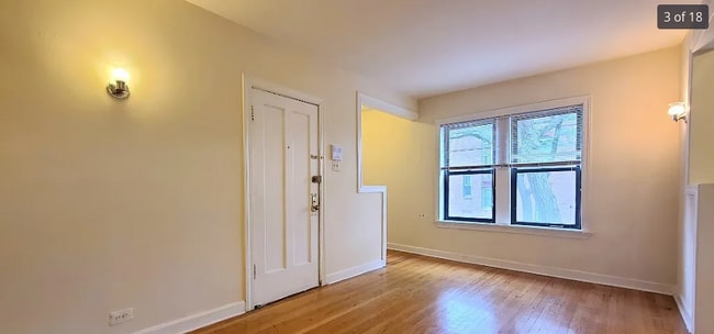 Foto del edificio - 2952 N Seminary Ave