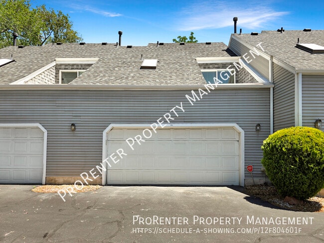 Building Photo - 975 Essex Ct Way
