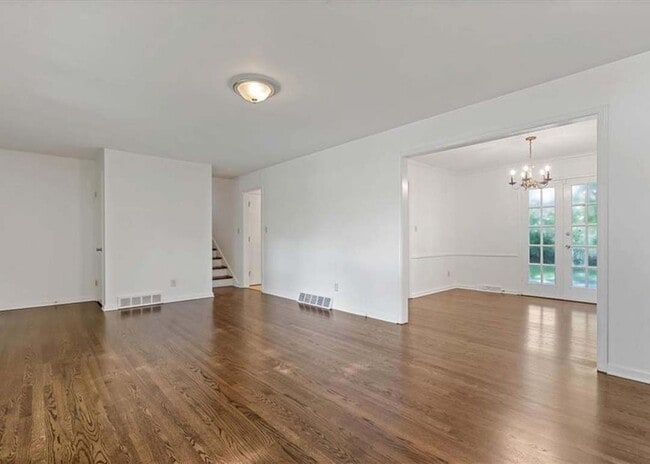 Foto del edificio - 7536 Fairway St