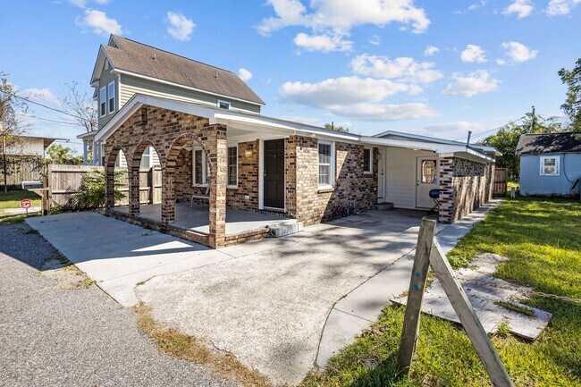 Foto del edificio - Charming Single-Family Home