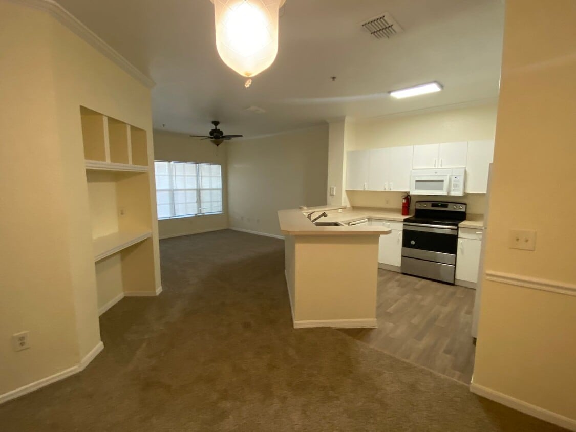 Primary Photo - Condo for rent