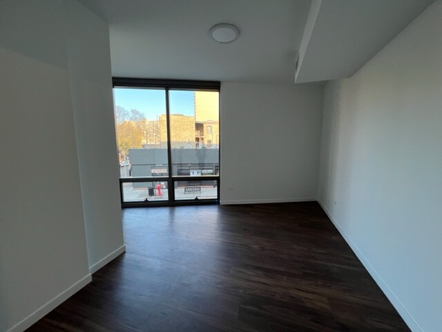 Foto del edificio - 3478 N Broadway