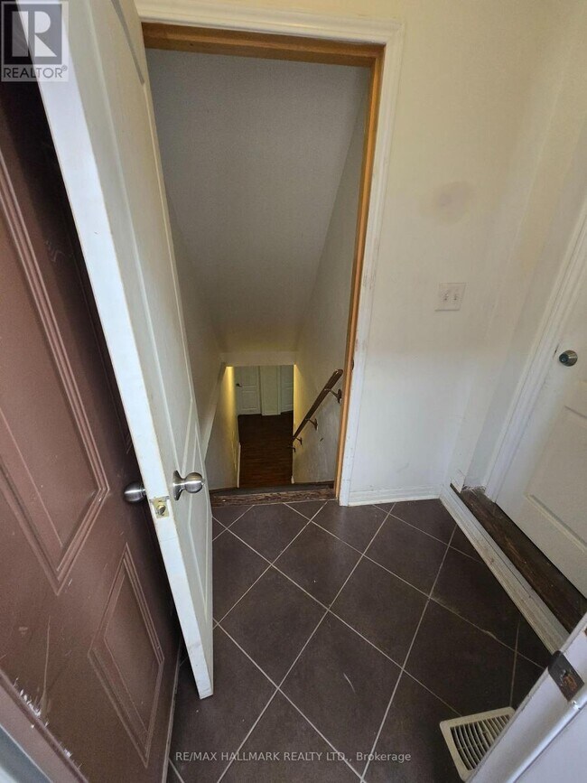 Photo du bâtiment - 48 Bevington Rd