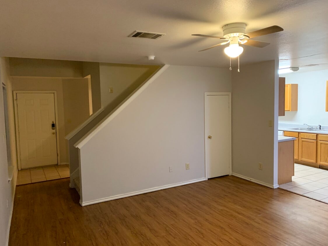 892 Sagewood Trl, San Marcos, TX 78666 Townhome Rentals in San Marcos