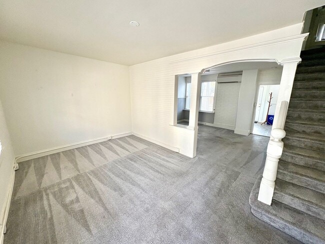 Building Photo - Historic Downtown Annapolis 2 bedroom charmer