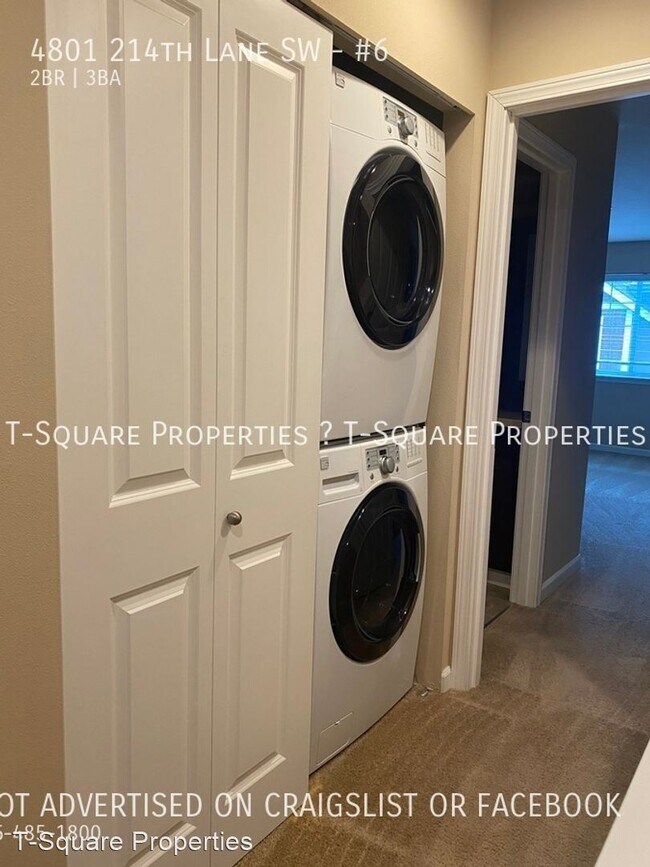 Building Photo - 2 br, 2.5 bath House - 4801 214th Lane SW #6