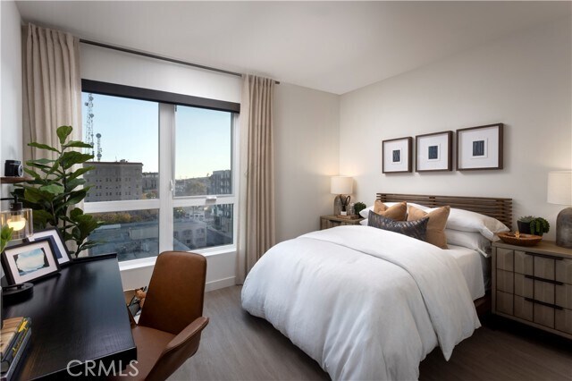 Foto del edificio - 551 S Harbor Blvd