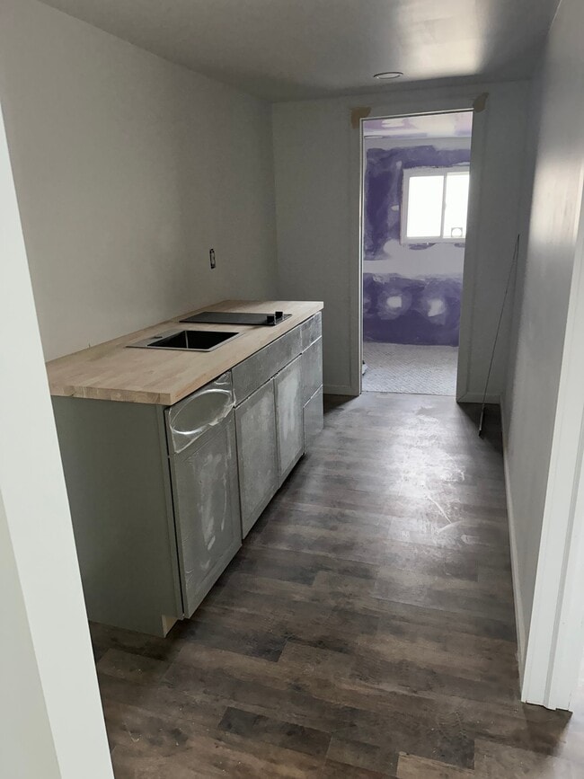 Building Photo - 15 N 6th St