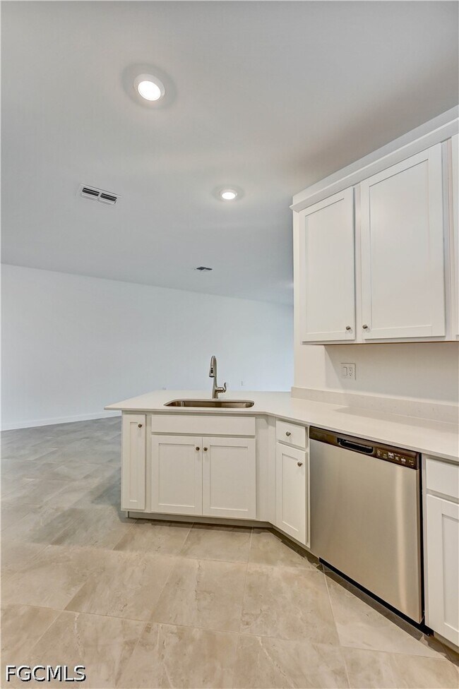 Foto del edificio - 20545 Hazelnut Ct S