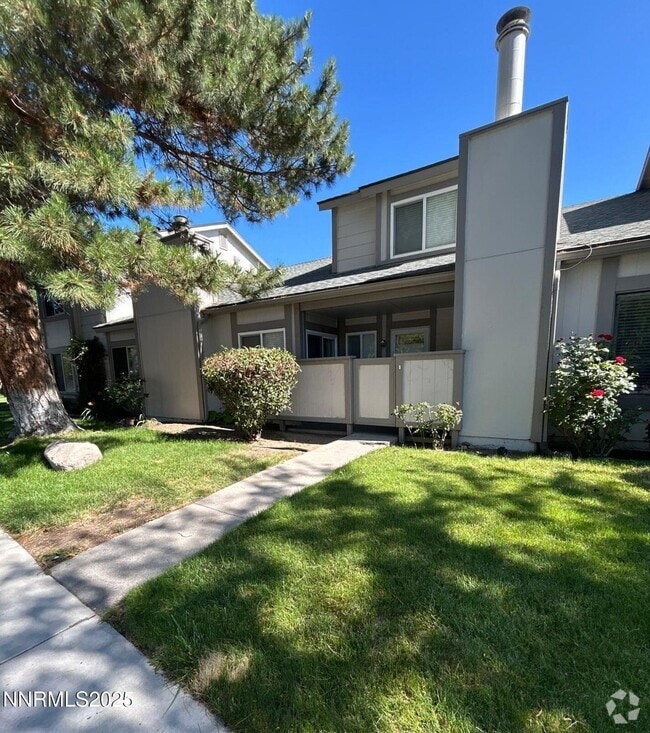 Building Photo - 986 Holman Way