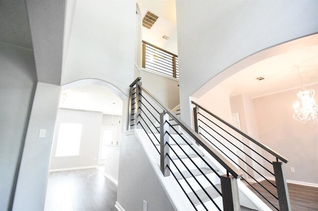 Foto del edificio - 6514 Sterling Canyon Dr