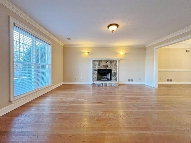 Foto del edificio - 2896 Landington Way NW