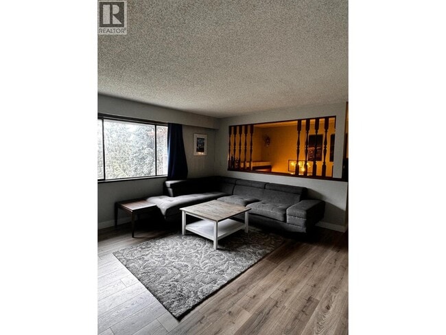 Building Photo - 2205 Ninth Ave