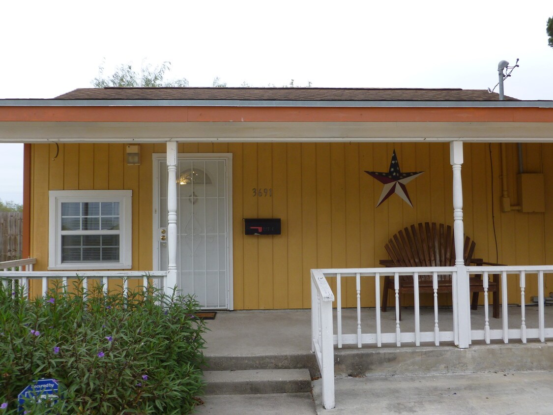 3691 Inca, Robstown, TX 78380 Apartments Robstown, TX