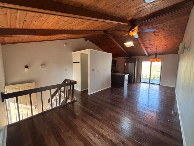Building Photo - 577 El Paseo Pl