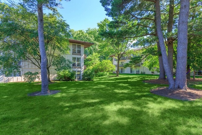 Building Photo - North Wood Apartments