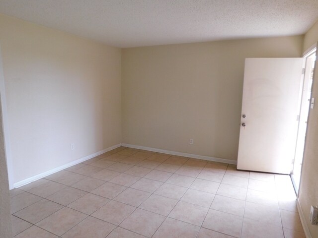 Living Room - 1206 Bundrant Dr
