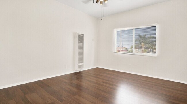 Foto del edificio - 3110 Walton Ave