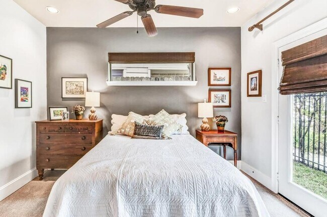 Foto del edificio - 5307 Lillian St